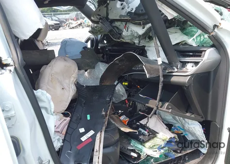 2021 Jeep Grand Cherokee Altitude 4X4 from USA, damaged, VIN 1C4RJKAG3M8179783